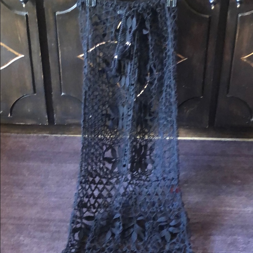Coverup skirt+top.Skirt Medium/runs big.Top large.
